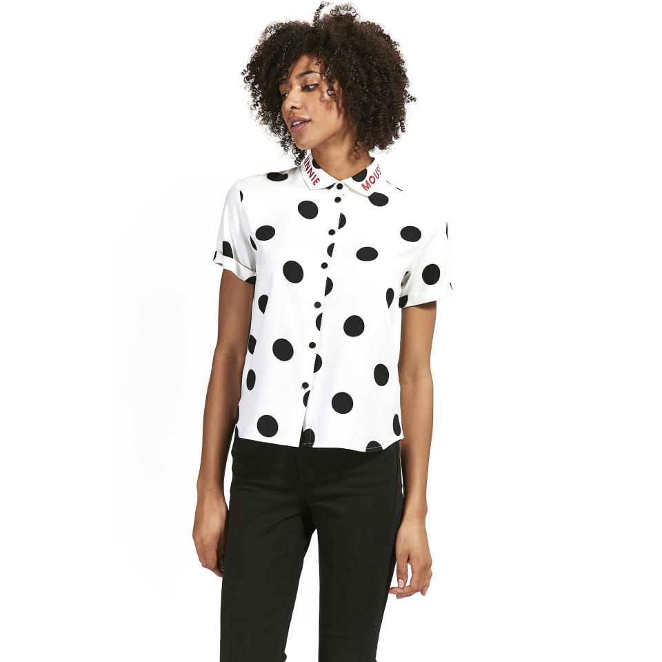 Bluse aus der “Minnie Rocks the Dots”-Kollektion. (Bild: shopdisney)