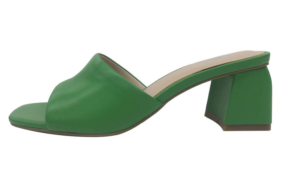 kelly green sandal, spring sandals, square toe sandals