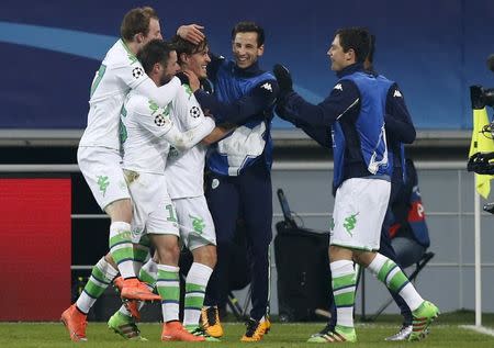 Football Soccer - KAA Gent v VfL Wolfsburg - UEFA Champions League Round of 16 First Leg - Ghelamco Arena, Ghent, Belgium - 17/2/2016 VfL Wolfsburg's Max Kruse celebrates with team mates after scoring against KAA Gent. REUTERS/Francois Lenoir