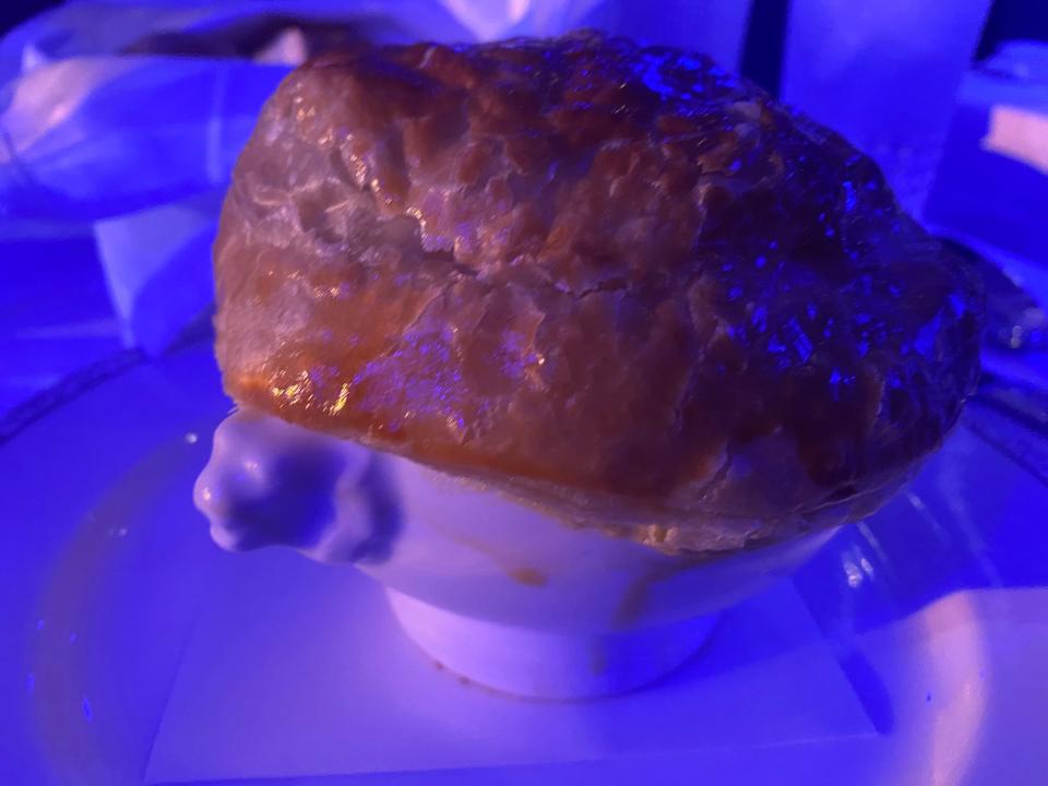 frozen-themed baked scallop appetizer on disney cruise