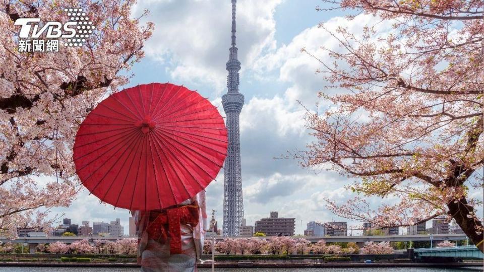 日本因飛行時程短，機票便宜常常吸引許多台灣人前去旅遊。（圖／shutterstock達志影像）