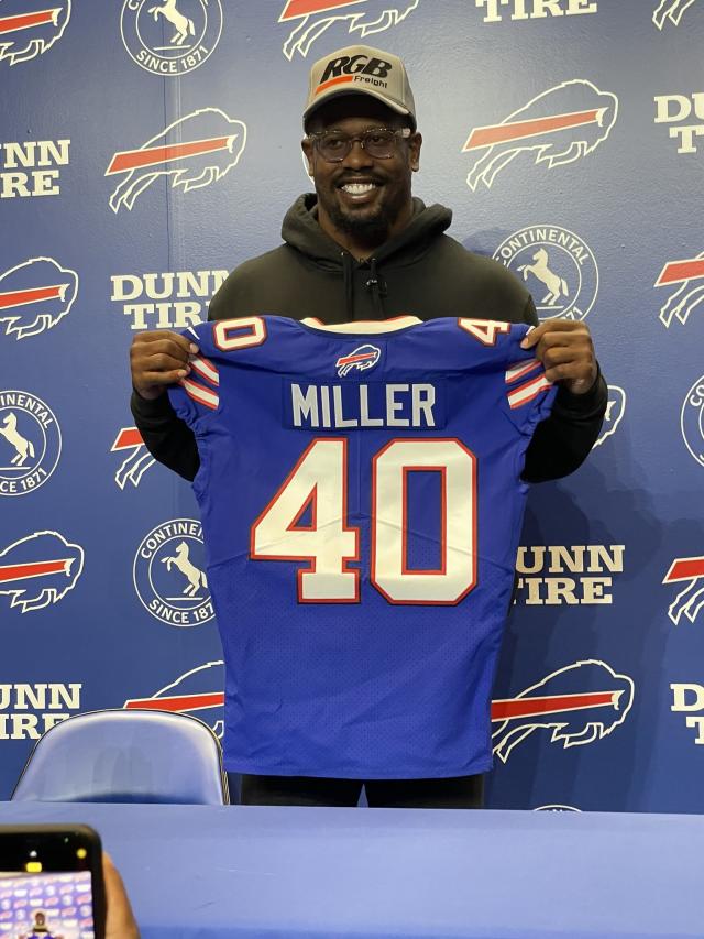 Buffalo Bills - Who wants a signed Von Miller jersery?? 