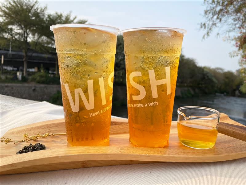 Mr.Wish APP會員愚人節當天消費滿額送高山青茶一杯。（圖／Mr.Wish 鮮果茶玩家 提供）