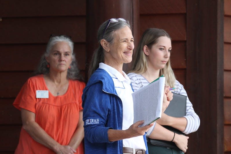 Elise Cassie, the 4-H forest ecology contest and nature poetry contest coordinator, welcomes participants.