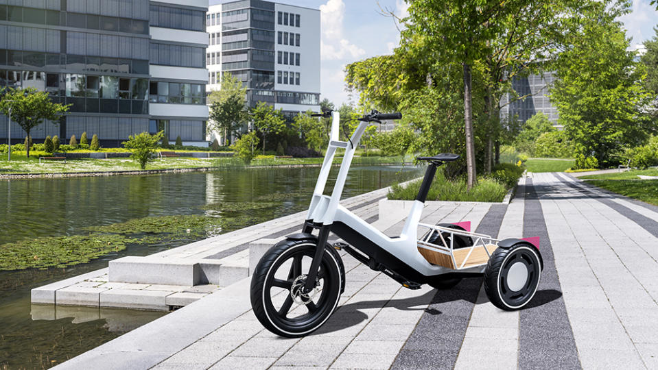 BMW Dynamic Cargo Trike. - Credit: BMW