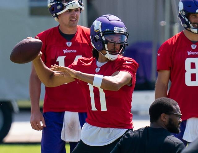 Vikings QB Kellen Mond getting praise from new coaching staff