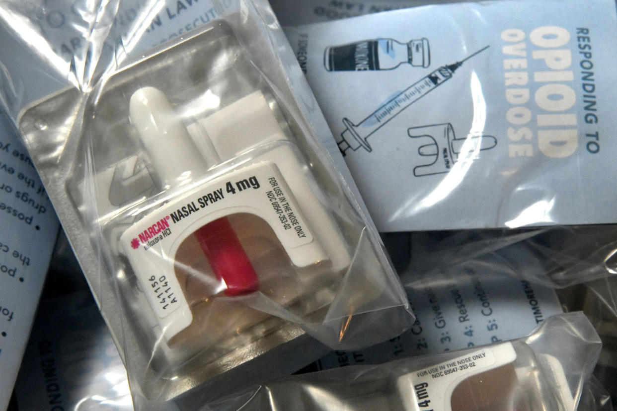 US-NEWS-MD-DRUGS-PARAPHERNALIA-2-BZ (Amy Davis / Baltimore Sun / TNS)