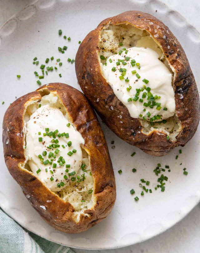 Grilled Baked Potatoes - FeelGoodFoodie