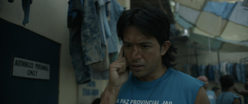 Roman Rubio (Dennis Trillo) in On The Job. (Still: HBO)