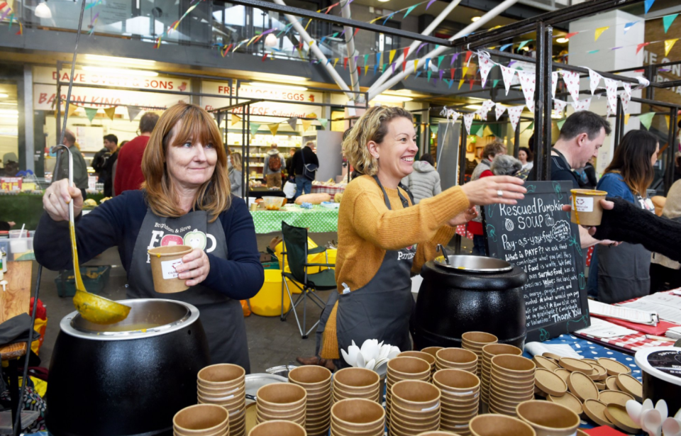 A stall offering pay-as-you-feel rescued pumpkin soup in Brighton (Brighton Food Partnership)