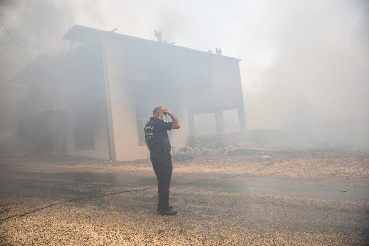 Turkey Wildfire (Copyright 2021 The Associated Press. All rights reserved)