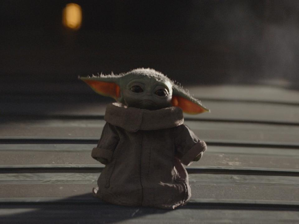 Auf Baby Yoda bzw. "The Child" freuen sich viele "Star Wars"-Fans im Spin-off "The Mandalorian". (Bild: 2019 Lucasfilm Ltd.&TM. All Rights Reserved.)