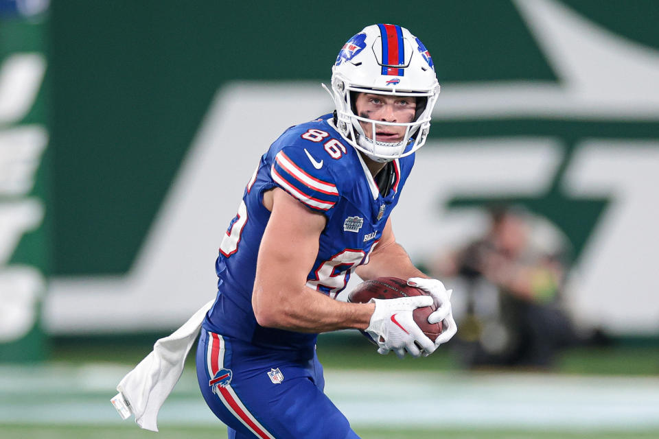 Bills tight end <a class="link " href="https://sports.yahoo.com/nfl/players/40048" data-i13n="sec:content-canvas;subsec:anchor_text;elm:context_link" data-ylk="slk:Dalton Kincaid;sec:content-canvas;subsec:anchor_text;elm:context_link;itc:0">Dalton Kincaid</a> (86) Credit: Vincent Carchietta-USA TODAY Sports