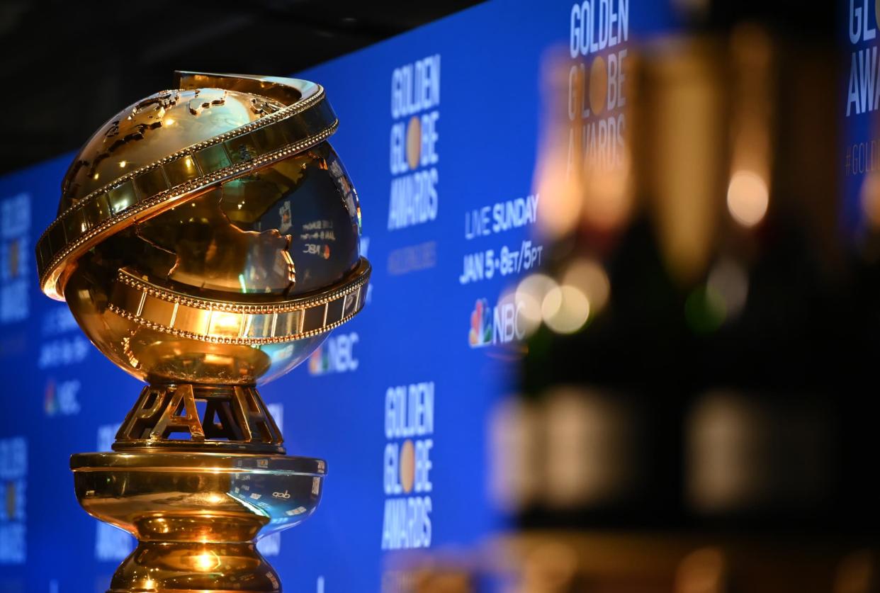 Un trophée des Golden Globes - Robyn BECK - AFP