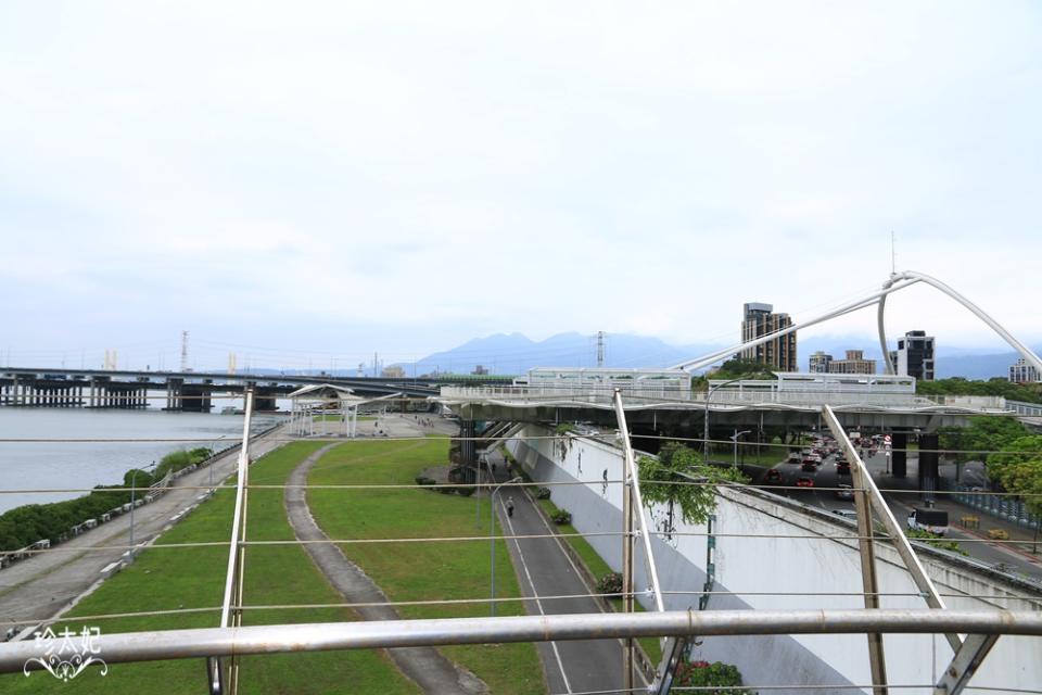 污水處理廠附設休閒運動公園