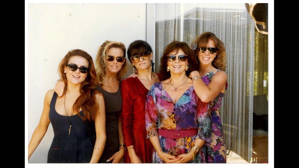 (L to R) Dominique Brown, Nicole Brown Simpson, Juditha Brown and Tanya Brown. The Life and Murder of Nicole Brown Simpson, premieres June 1st and 2nd at 8/7c.