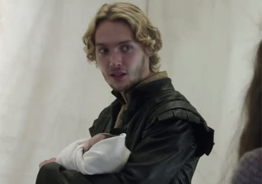 Reign': Toby Regbo on the love triangle, Lola's baby, and King Henry