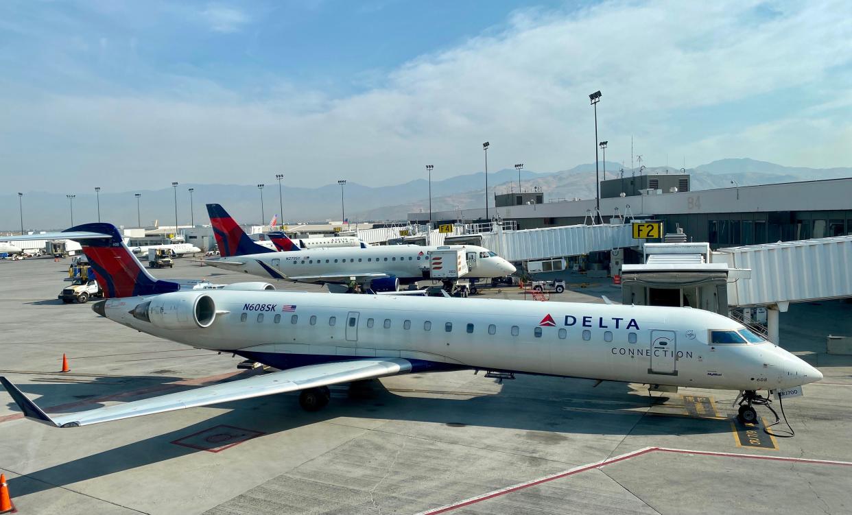<p>The couple was arraigned for fleeing the Atlanta-bound Delta flight as it was taxiing towards the runway </p> (AFP via Getty Images)