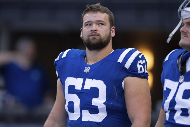 WATCH: Colts OL Danny Pinter catches TD pass