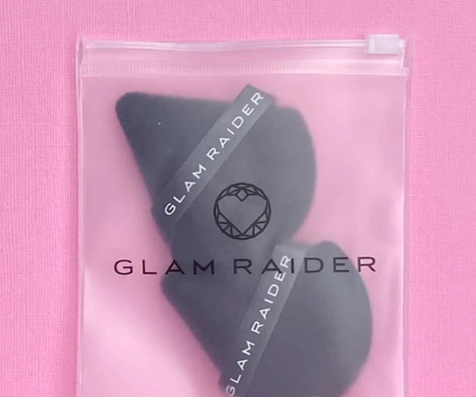 Glam Raider powder puffs