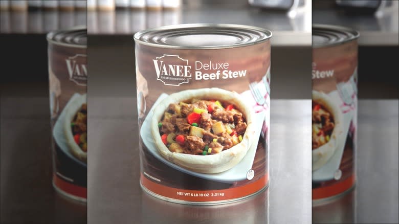 Vanee Deluxe beef stew can 