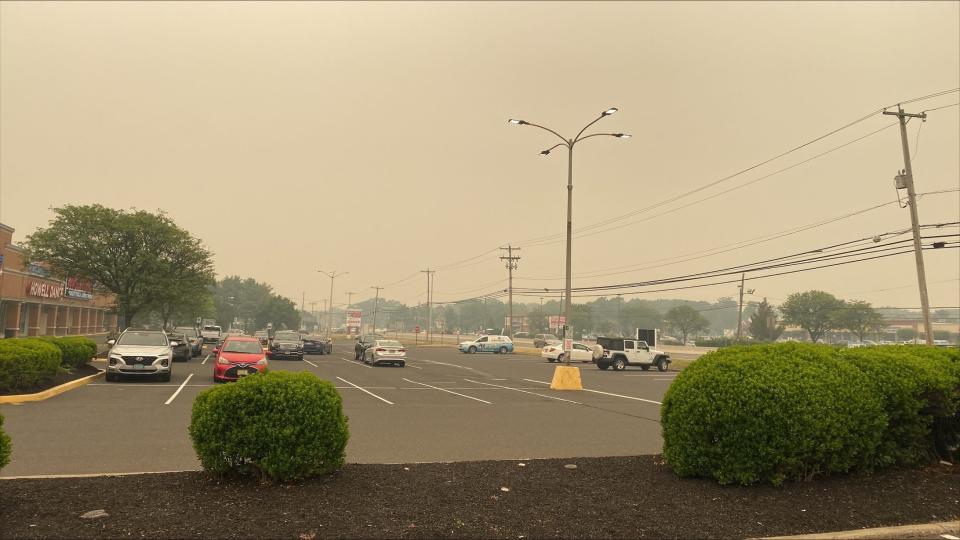 Smoke blankets Route 9 in Howell