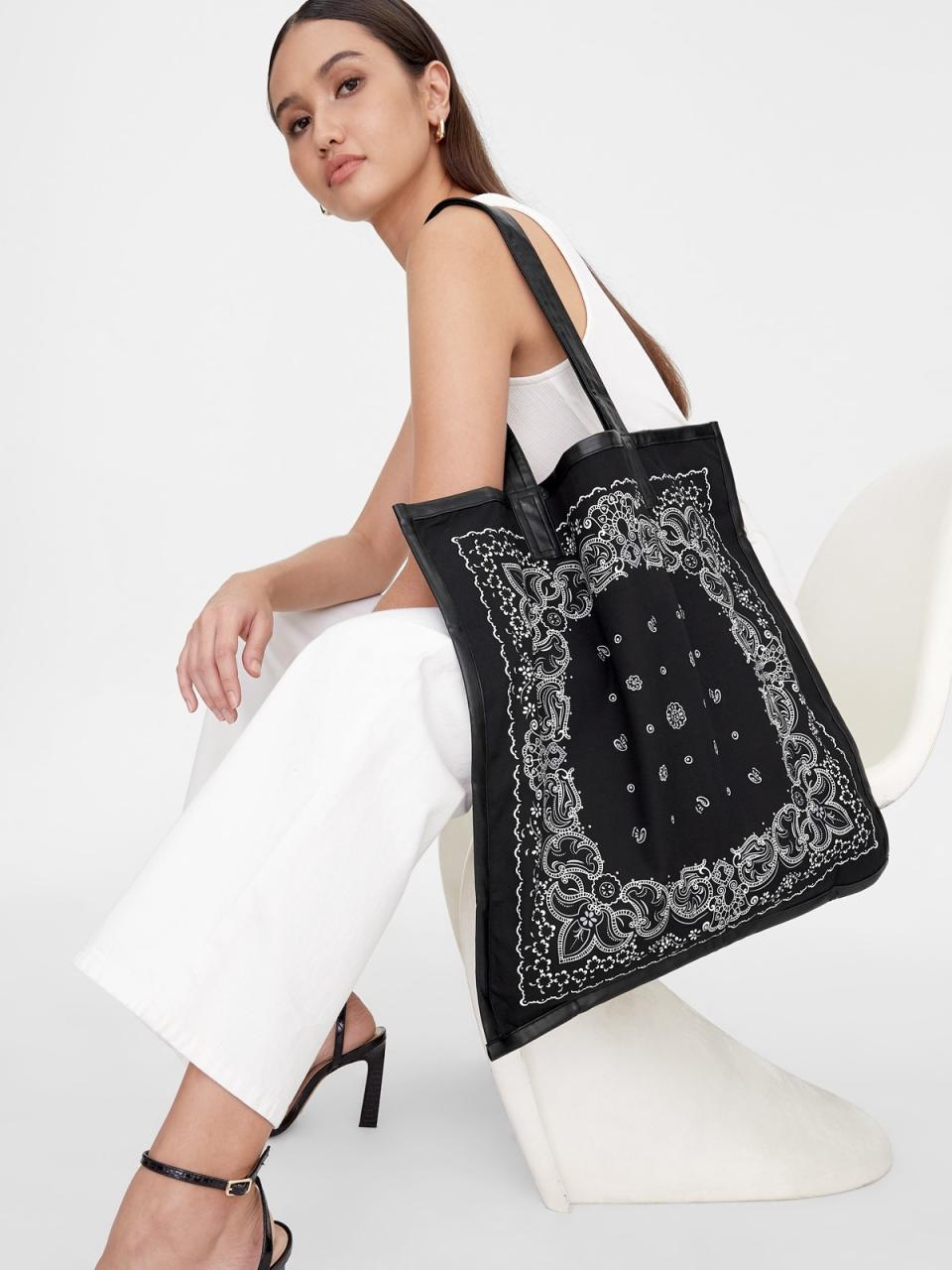 Paisley Print Tote Bag - Black