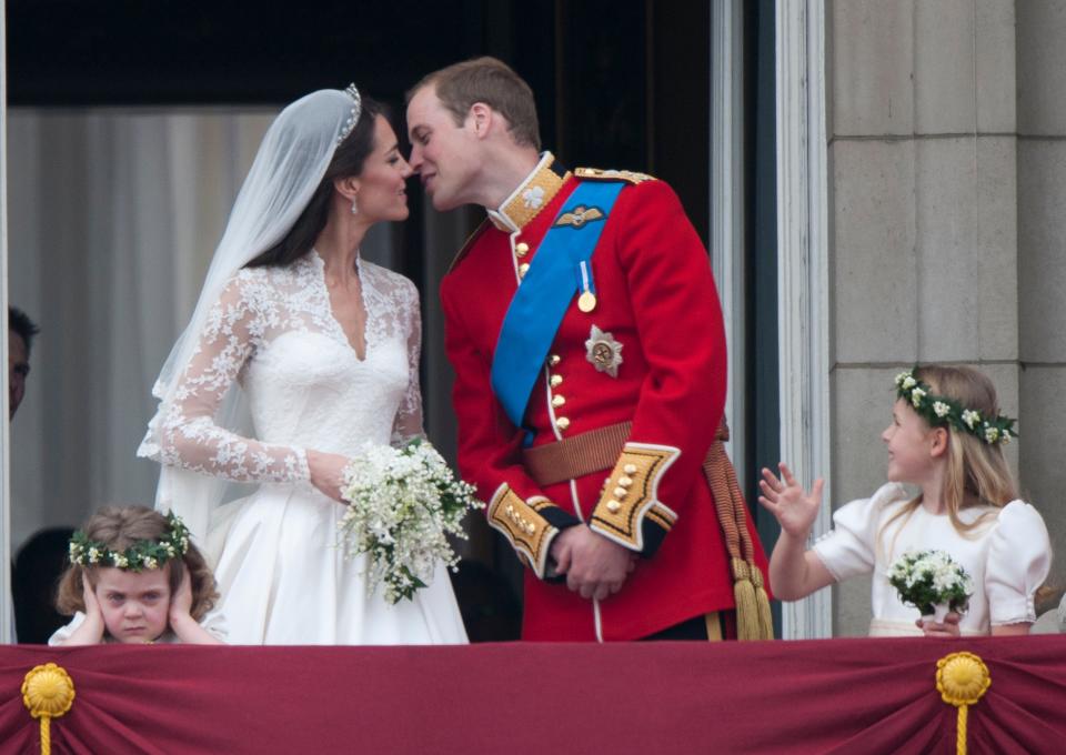 LONDON, UNITED KINGDOM - JANUARY 13:  TRH Catherine, Duchess of Cambridge and Prince William, Duke of Cambridge on the balcony at Buckingham Palace with Bridesmaids Margarita Armstrong-Jones (Right) And Grace Van Cutsem (Left), following their wedding at Westminster Abbey on April 29, 2011 in London, England.     (Photo by Mark Cuthbert/UK Press via Getty Images)