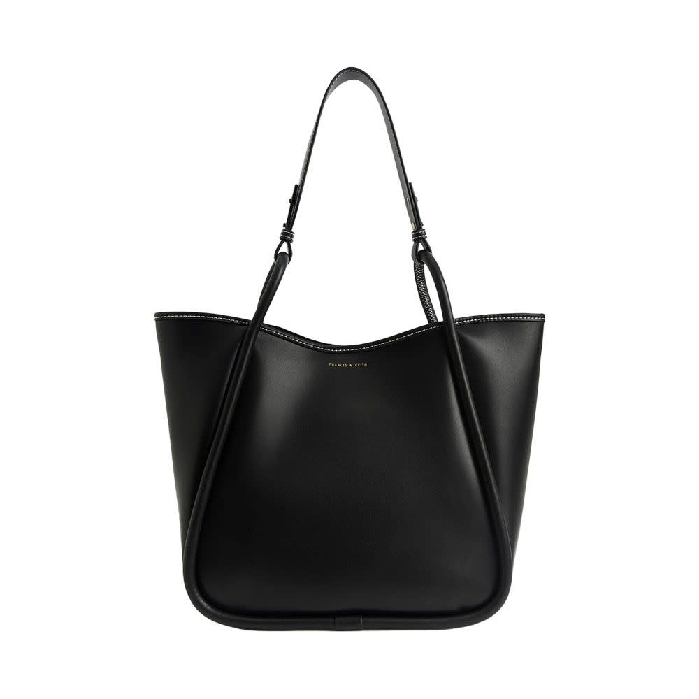 <p><a href="https://go.redirectingat.com?id=74968X1596630&url=https%3A%2F%2Fwww.charleskeith.com%2Fus%2Fbags%2FCK2-30781483_BLACK.html&sref=https%3A%2F%2Fwww.elle.com%2Ffashion%2Fshopping%2Fg44450396%2Fbest-oversized-tote-bags%2F" rel="nofollow noopener" target="_blank" data-ylk="slk:Shop Now;elm:context_link;itc:0;sec:content-canvas" class="link rapid-noclick-resp">Shop Now</a></p><p>Tubular Slouchy Tote Bag</p><p>charleskeith.com</p><p>$96.00</p>