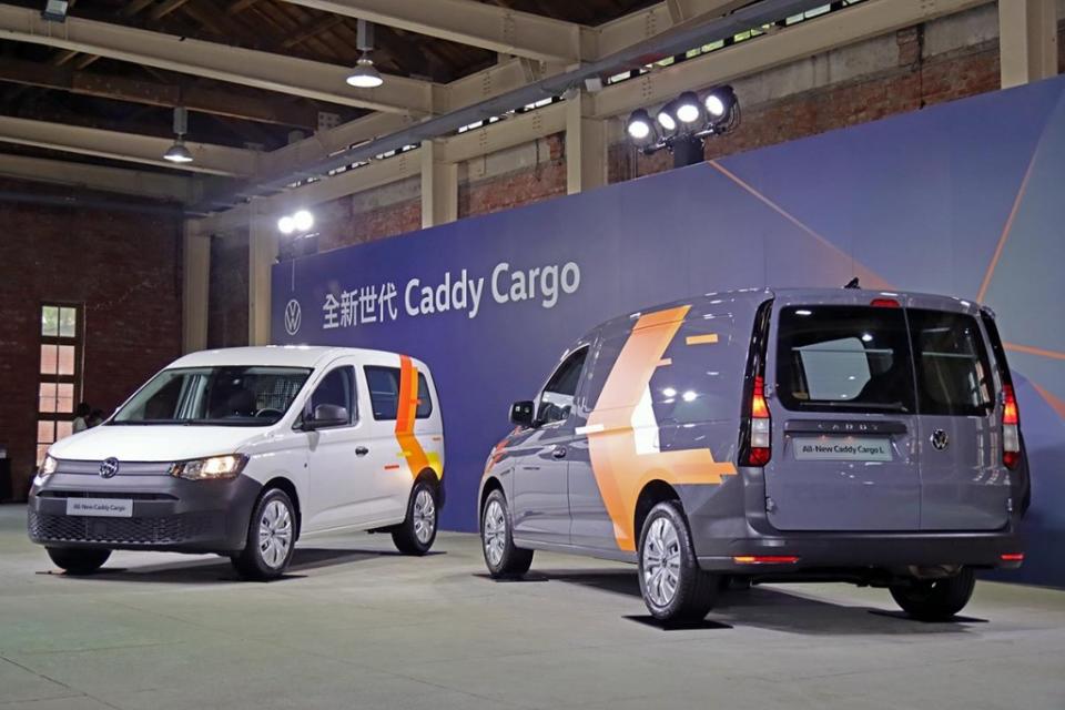 mqb-volkswagen-caddy-cargo-82-8