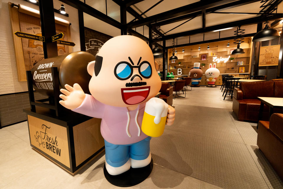 澳門旅遊｜全球首間 LINE FRIENDS 主題餐廳登陸葡京人 3大主題飲食區域  80道美食＋85款精品 11 LINE FRIENDS 同大家打卡