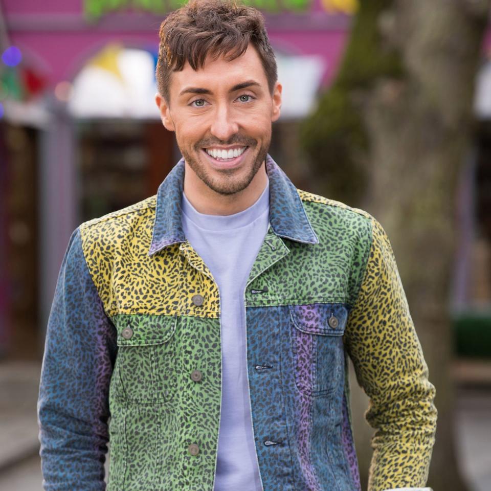 ross adams as scott drinkwell in hollyoaks