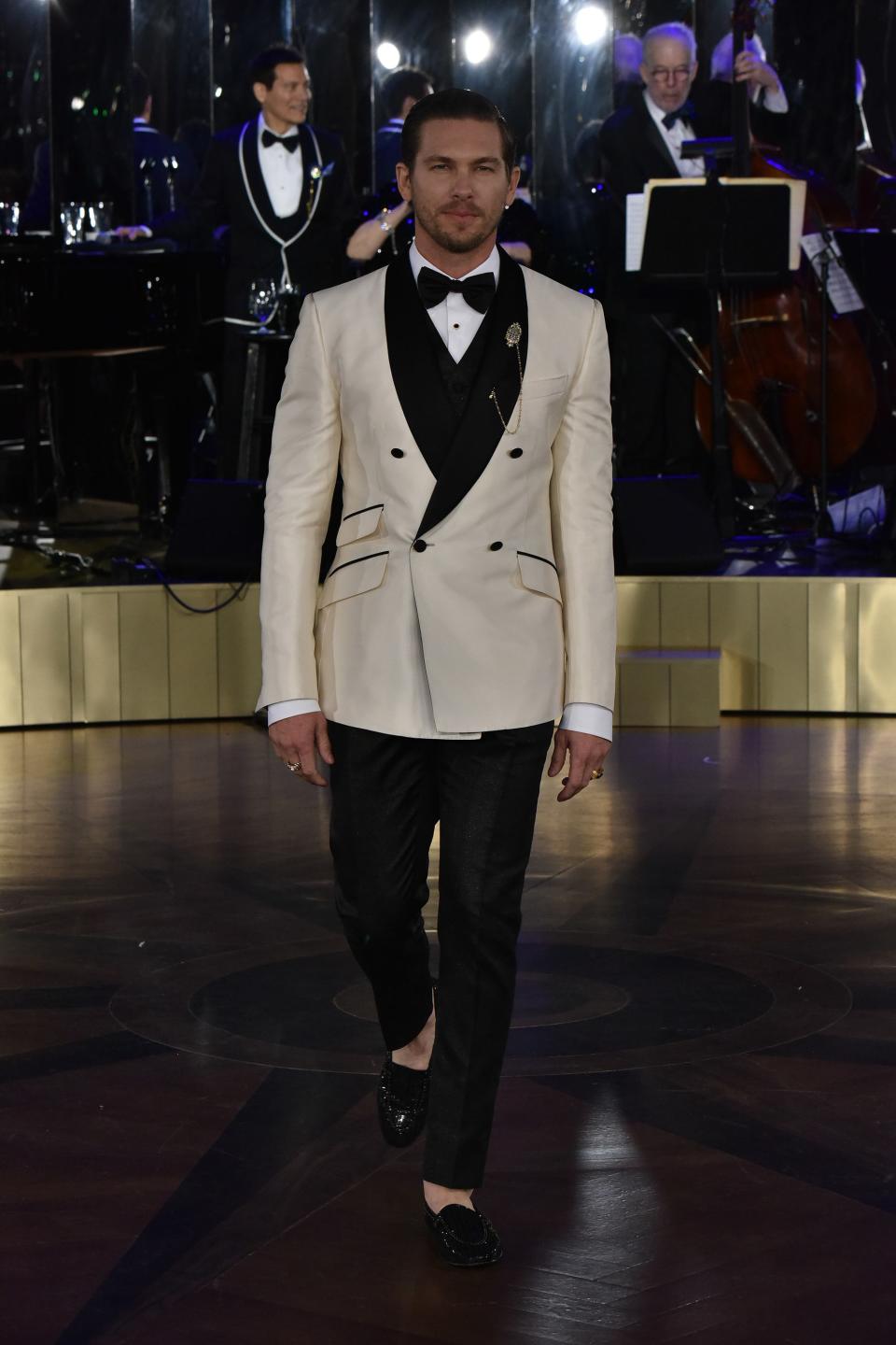 Dolce & Gabbana presented their Alta Sartoria menswear to a crowd that included Nick Jonas, Trevor Noah, and Steve Harvey.