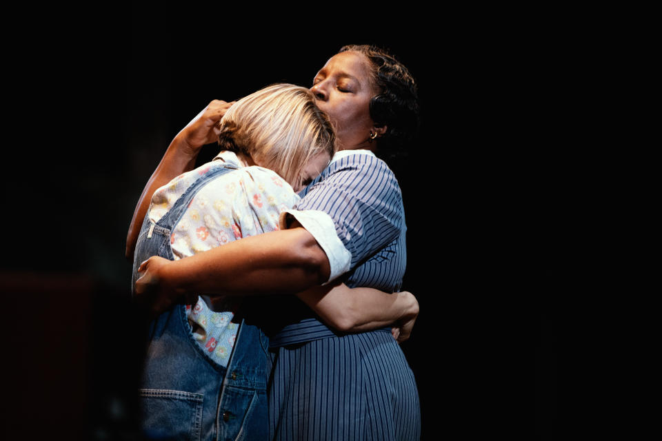 Celia Keenan-Bolger as Scout Finch and&nbsp;LaTanya Richardson as Calpurnia in "To Kill a Mockingbird." (Photo: Julieta Cervantes)