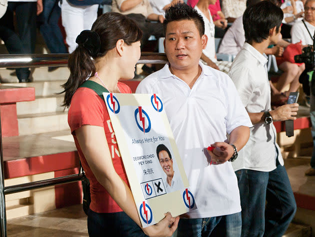 Desmond Choo's campaign slogan reads "Always here for you" - a consistent message he had been repeating during the campaign and walkabouts. (Yahoo! Singapore/ Alvin Ho)