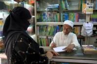 Islamic romance novels set hearts aflutter in Bangladesh