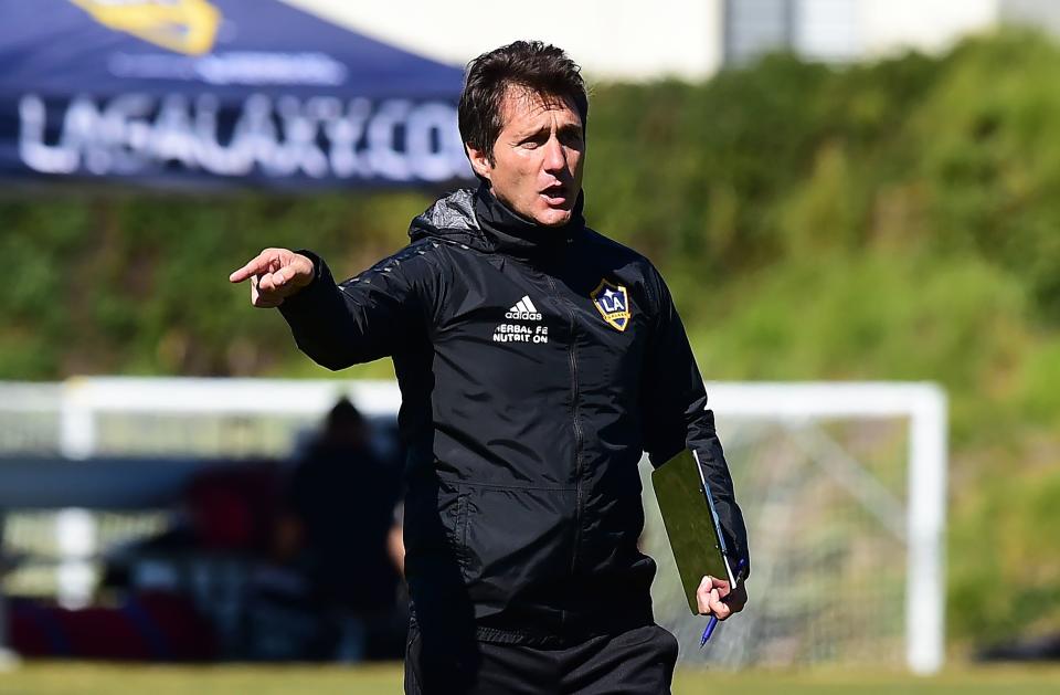 Guillermo Barros Schelotto, head coach of the LA Galaxy of the MLS, gestures while giving instructions to his players on February 22, 2019 in Carson, California during a team training session. - From Buenos Aires to Los Angeles, without stops. From Boca to Galaxy, without safety net. Losing the final of the Libertadores against his archrival River to try to resurrect the most honored franchise in MLS history, Guillermo Barros Schelotto has never been afraid of the challenges. (Photo by Frederic J. BROWN / AFP)        (Photo credit should read FREDERIC J. BROWN/AFP/Getty Images)