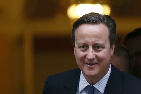 Britain's Prime Minister David Cameron leaves Number 10 Downing Street in London, Britain January 27, 2016. REUTERS/Stefan Wermuth