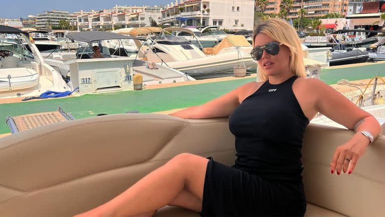 Wanda Nara reflexionó sobre sus imágenes sin retoque en la playa: “Chicas, si yo estando así tengo tanto éxito, les recomiendo que empiecen a darle a las pizzas sin culpa"