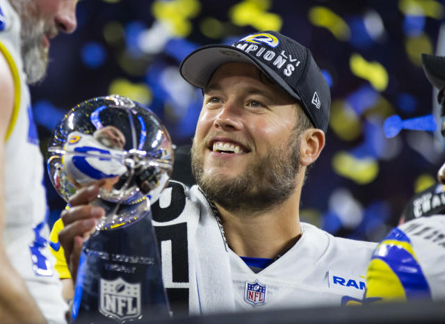 No roster move for Matthew Stafford means Rams QB sees another $57M become  fully guaranteed - Yahoo Sports