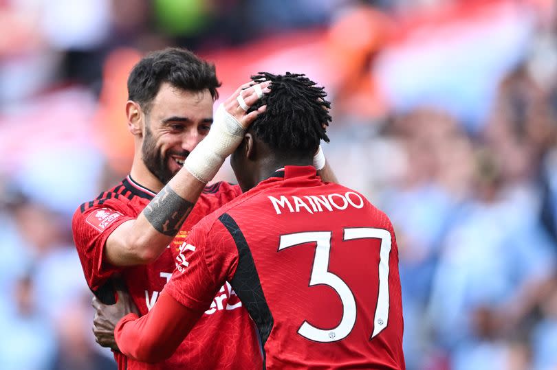 Bruno Fernandes and Kobbie Mainoo