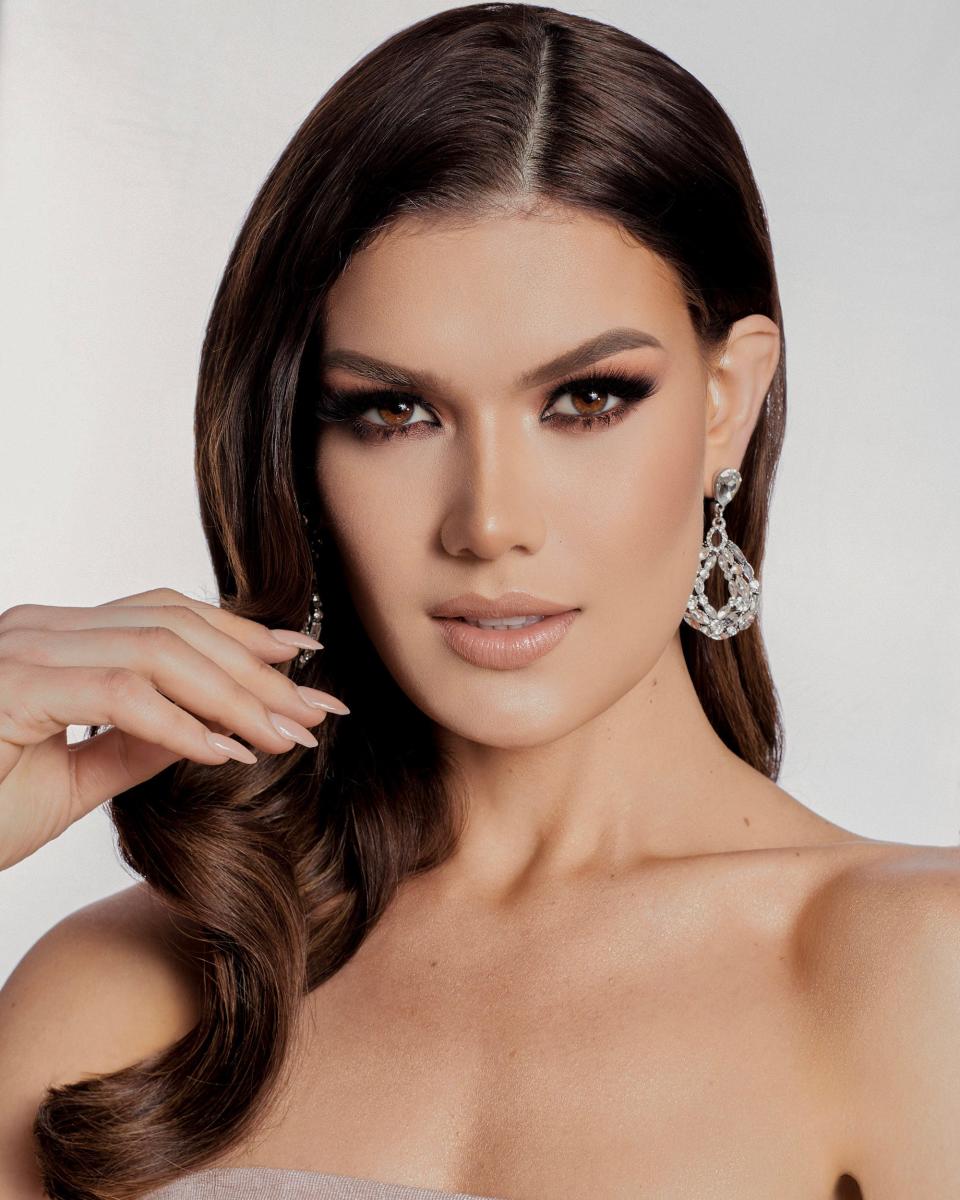 A headshot of Miss Peru 2021.