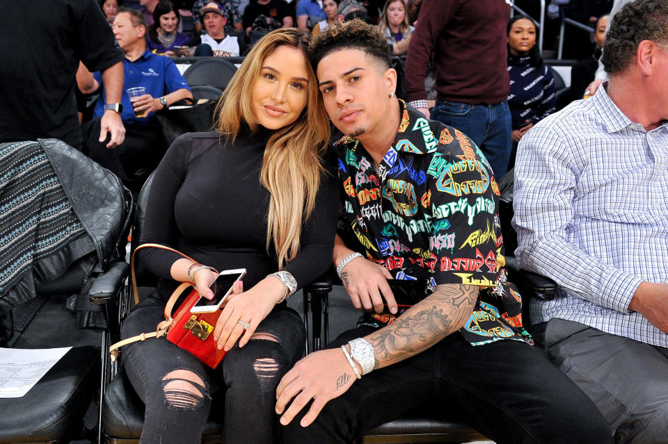 Austin y Catherine McBroom son una pareja de 'youtubers' muy populares en Estados Unidos y ahora son noticia por su situación financiera. (Foto: Allen Berezovsky/Getty Images)