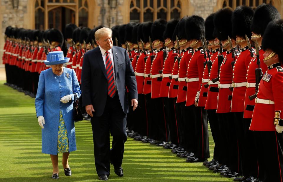 The Queen inspects a guard of honour with Donald Trump in 2018 (Getty)