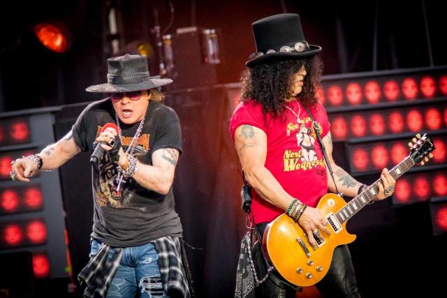 Guns n' Roses postpones St. Louis concert after illness