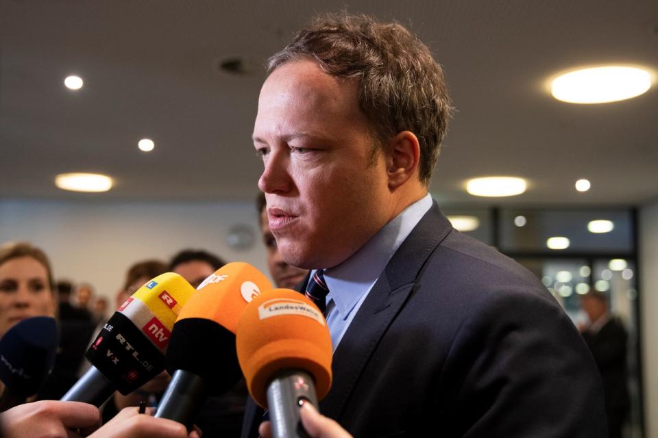 Auch CDU-Politiker Mario Voigt stand in der Kritik, sich auf das Rededuell eingelassen zu haben. (Bild: 2020 Getty Images/Maja Hitij)