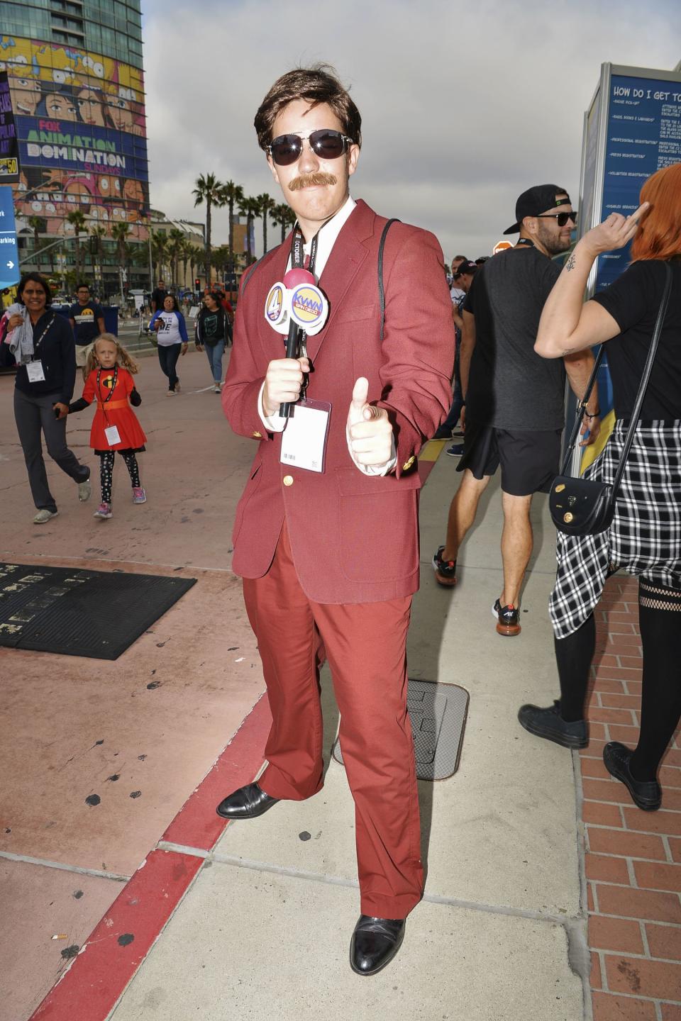 Ron Burgundy from Anchorman cosplayer