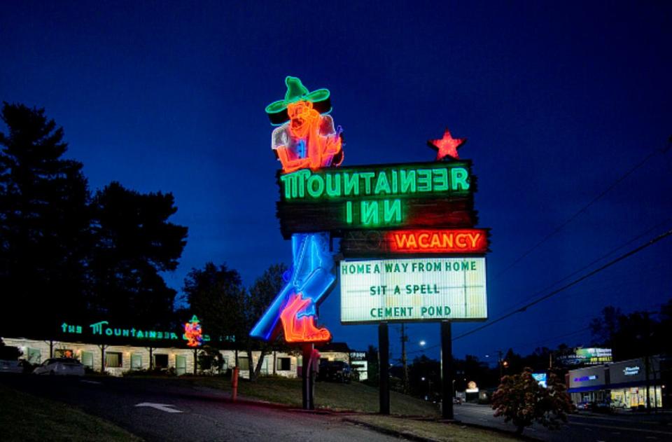 The Mountaineer Inn on Tunnel Road in Asheville. The photo, taken in 2016, is owned by the Library of Congress and is part of photographer Carol M. Highsmith's America Project.