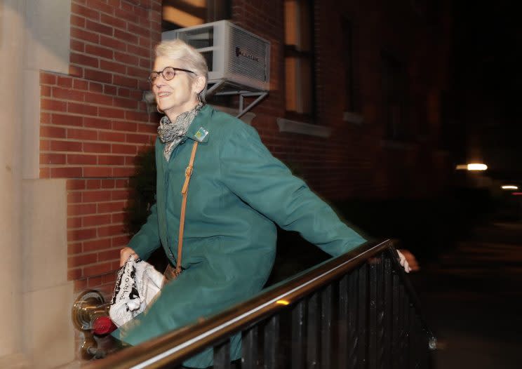 Jessica Leeds arrives at her apartment building, Wednesday, Oct. 12, 2016, in New York. (Photo: Julie Jacobson/AP)