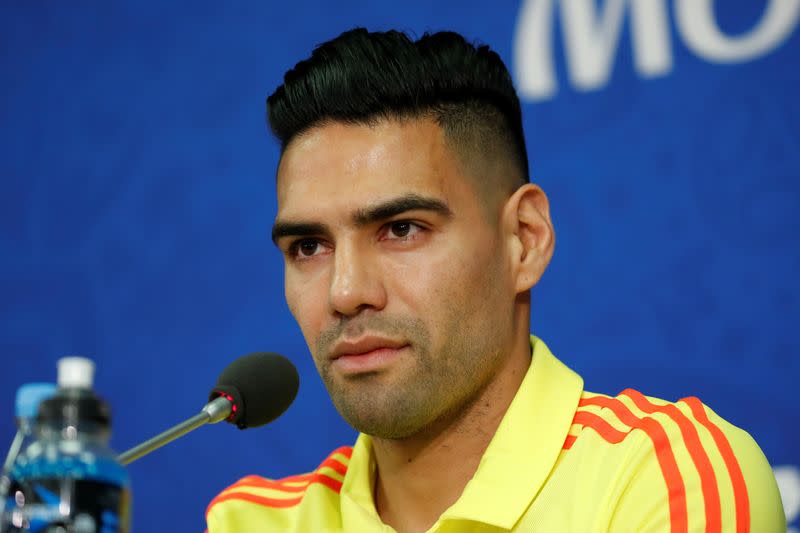 FOTO DE ARCHIVO. El delantero colombiano Radamel Falcao García atiende una conferencia de prensa en el Mundial de Rusia, en Moscú